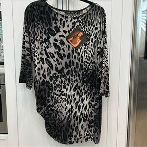 IMAN Global Chic Animal Print Dolman Sleeve Tunic Top